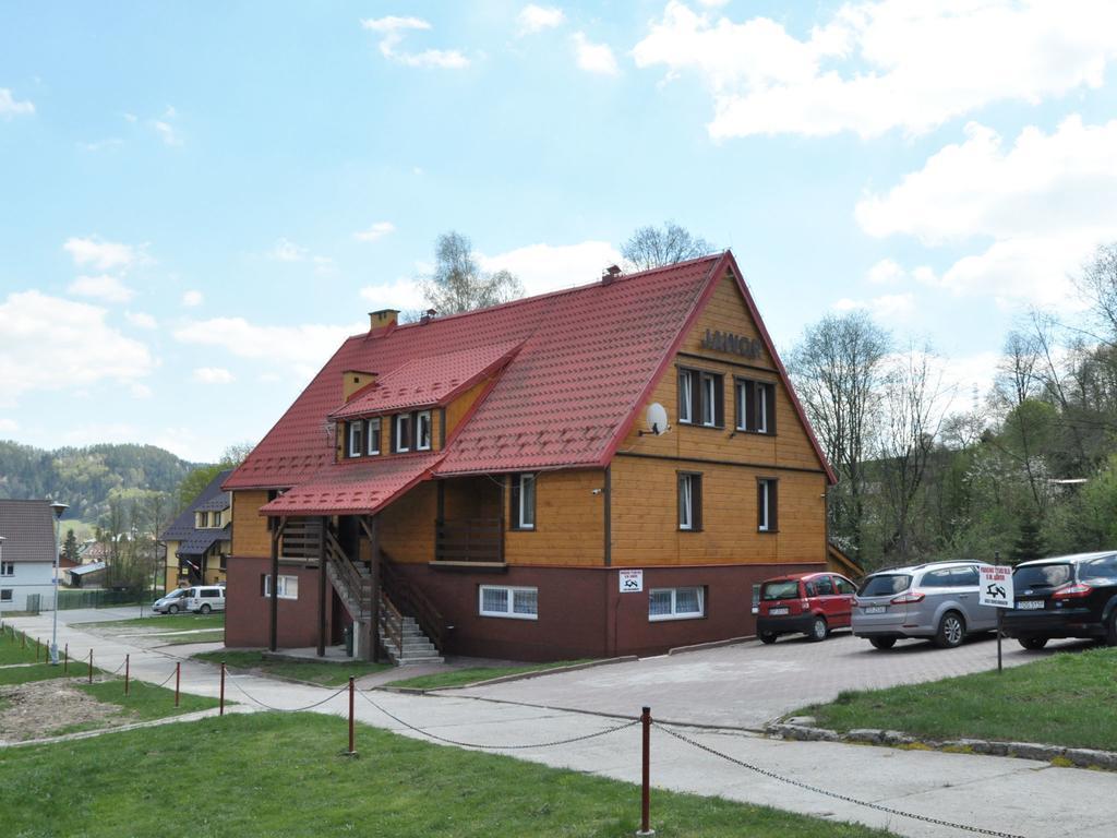 Dom Goscinny Jawor Czarnypotok Криниця-Здруй Екстер'єр фото