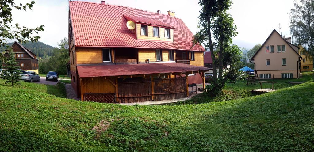 Dom Goscinny Jawor Czarnypotok Криниця-Здруй Екстер'єр фото